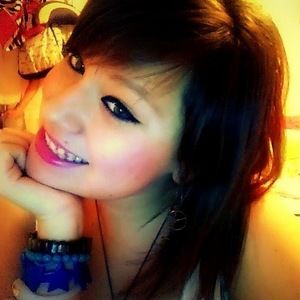 Meet your Posher, Nathaly